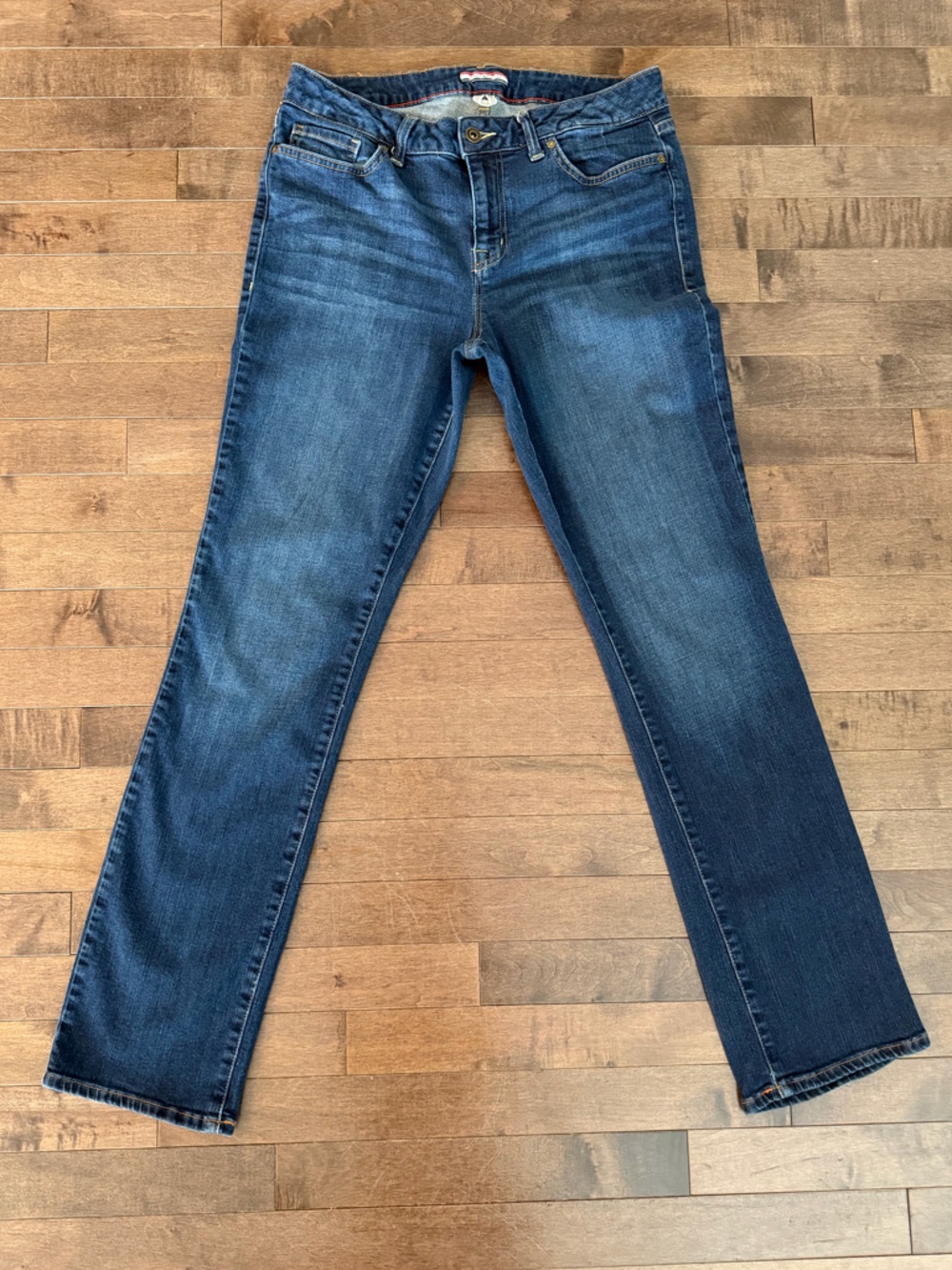 Tommy Hilfiger High-Rise Curve Straight Jeans - Size 10